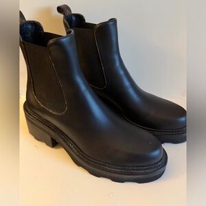Louis Vuitton Black Chelsea Boots